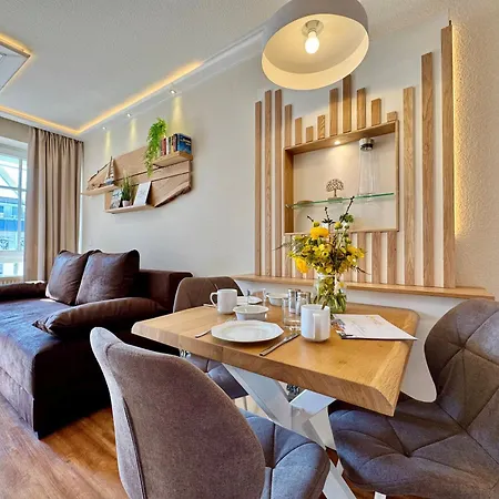 347, Seepark Apartment *